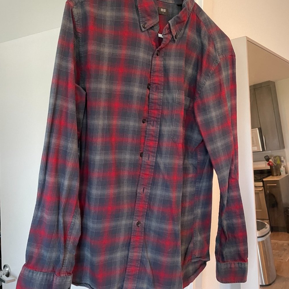 Men's Uniqlo Flannel Button Down Shirt